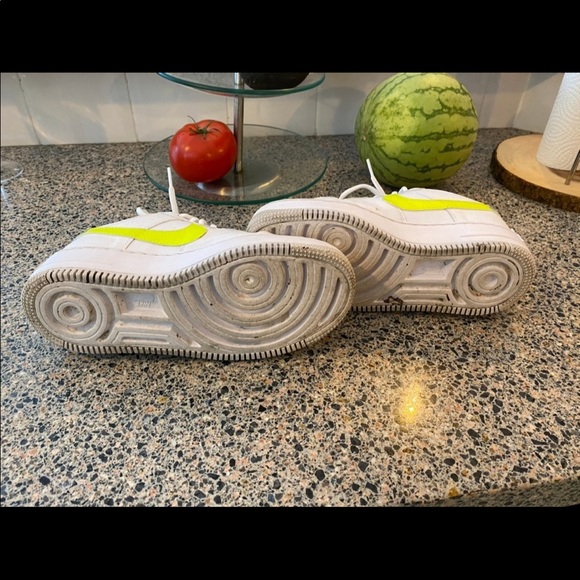 Nike AirForce Volts - Picture 3 of 5